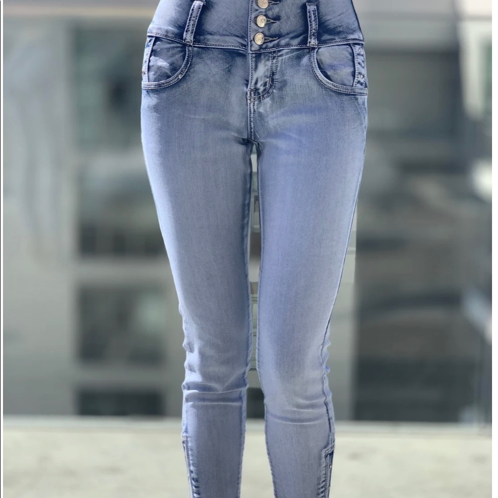 Tushy Jeans